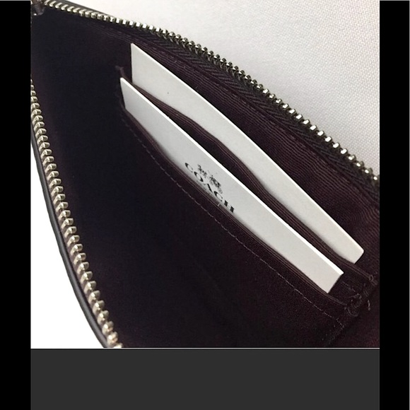 HP🎉COACH WRISTLET “HAPPY BIRD" PRINTED COATED CANVAS. silver, burgundy oxblood - Picture 6 of 7